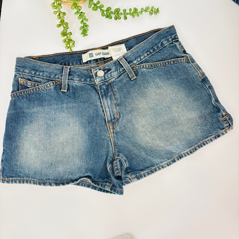GAP Mom Jean Shorts | Size 6 | Camp Sail Away